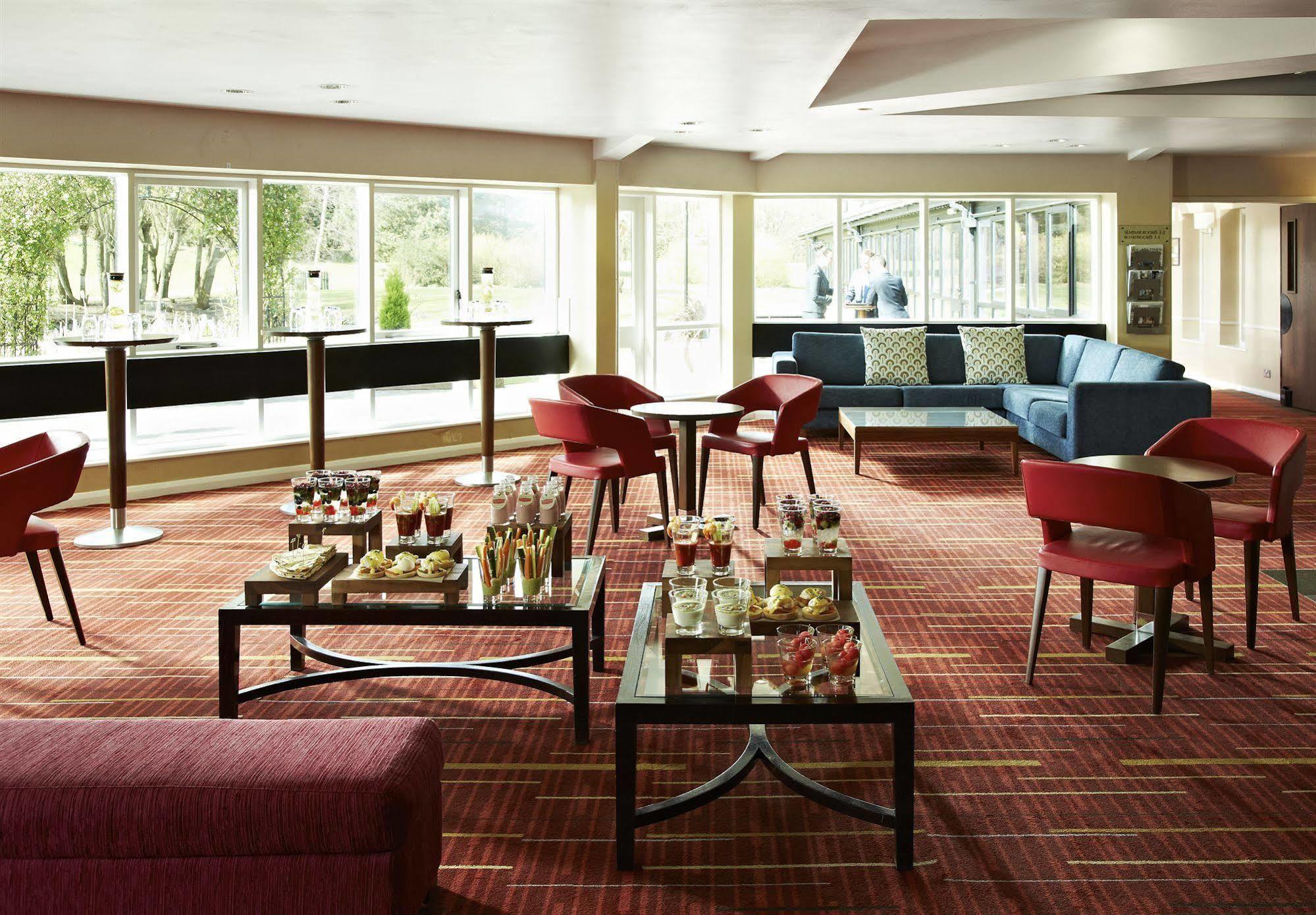 Delta Hotels By Marriott Peterborough Exterior photo